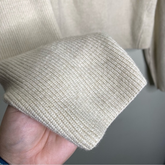 ✨NWT Free People Oatmeal Tan Saffron Open Back Puff Sleeve Sweater Top Medium - Picture 6 of 10